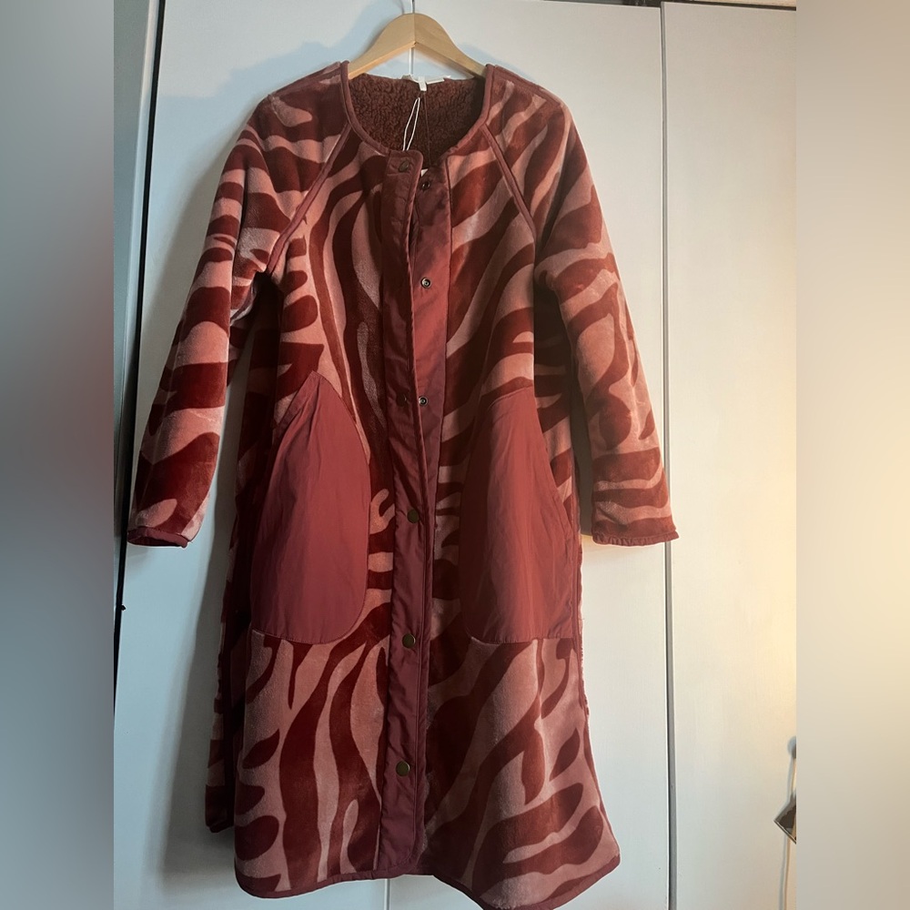 Anthropologie reversible fleece jacket